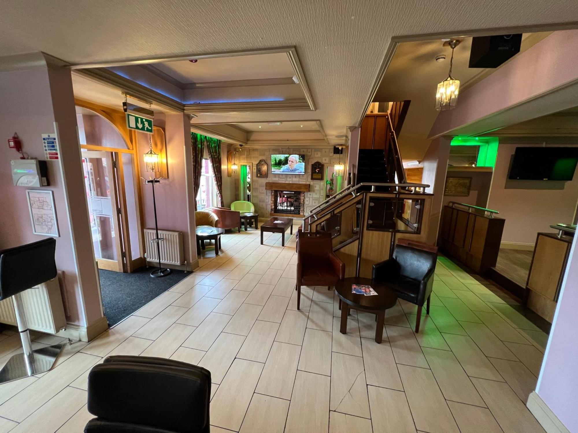 Southport Metro Hotel Экстерьер фото